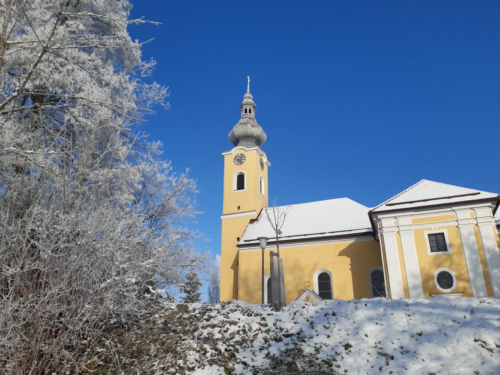 Schoene Altbauwohnung Auf Dem Land Kallham Esterno foto